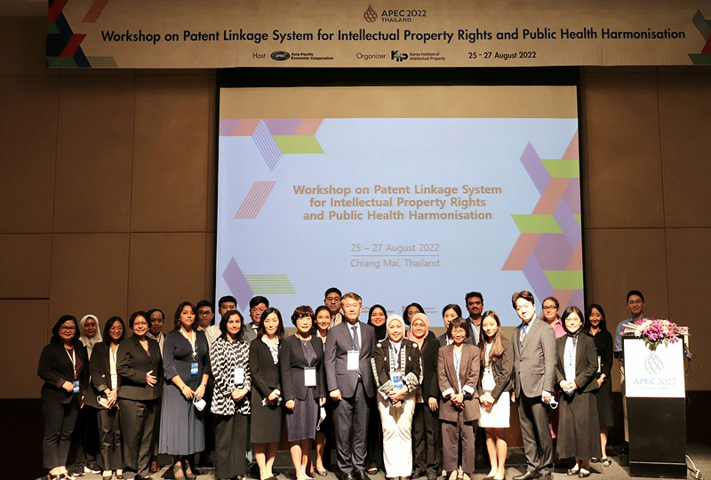 워크숍 단체 사진